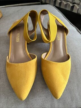 Dream Pairs Mustard Yellow Pointed Toe Slingback Flats
